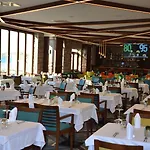 Bacacan Hotell 4*