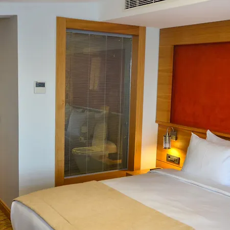 Bacacan Hotell 4*