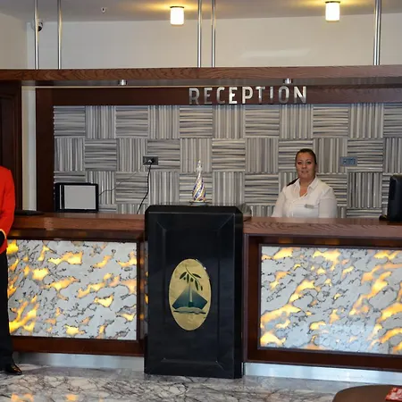 Bacacan Hotell 4*