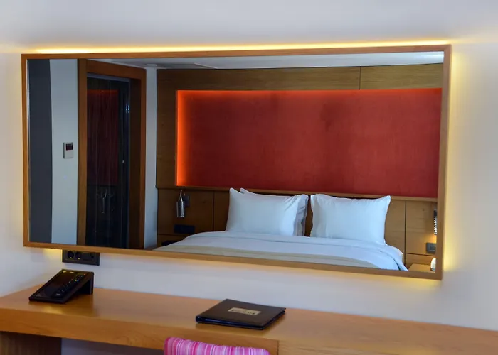 Otel Bacacan Ayvalı