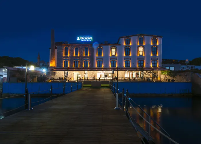 Otel Bacacan Ayvalı